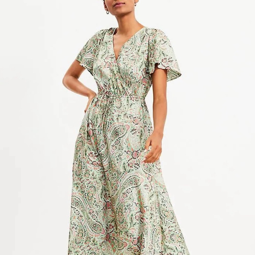 Loft soft green paisley satin midi dress. Size large.